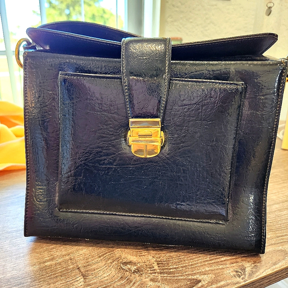 Vintage black handbag